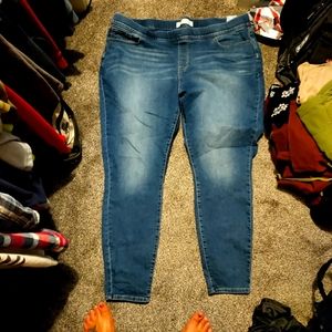 Plus size skinny jeans
